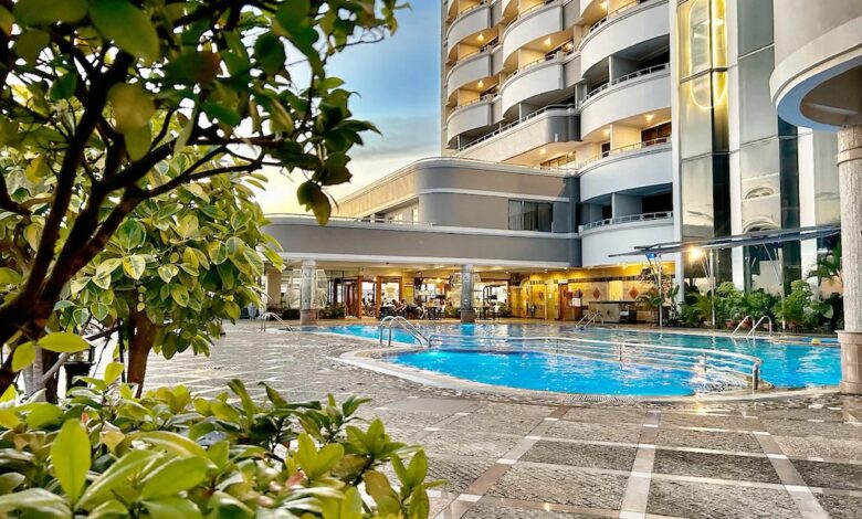 Planet Holiday Hotel & Residence Batam, Hotel Strategis dengan Kolam Renang dan Fasilitas Lengkap 1 Planet Holiday Hotel & Residence Batam, Hotel Strategis dengan Kolam Renang dan Fasilitas Lengkap