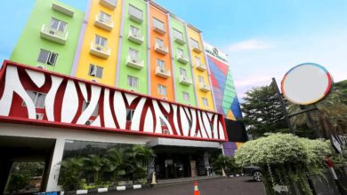 Review Super OYO Townhouse OAK Hotel Fiducia Pondok Gede