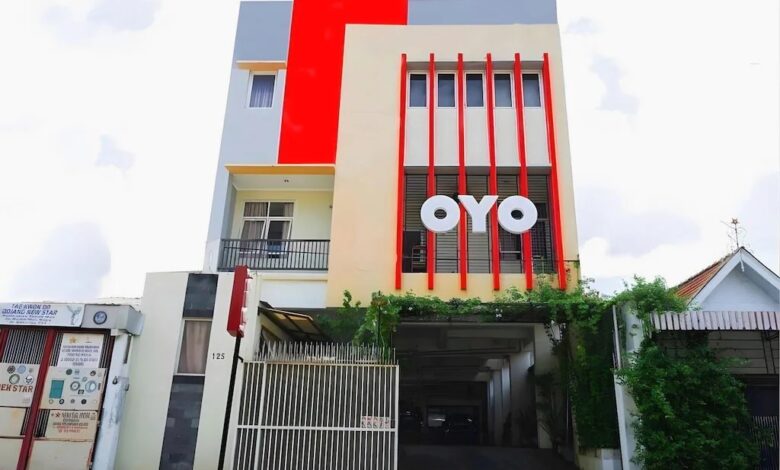 Super OYO 389 Sky Guesthouse Semarang, Penginapan Strategis Dekat Kota Lama