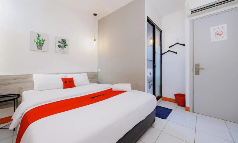 RedDoorz near Mangga Dua Mall, Pilihan Menginap Dekat ITC dan Kota Tua 1 RedDoorz near Mangga Dua Mall, Pilihan Menginap Dekat ITC dan Kota Tua